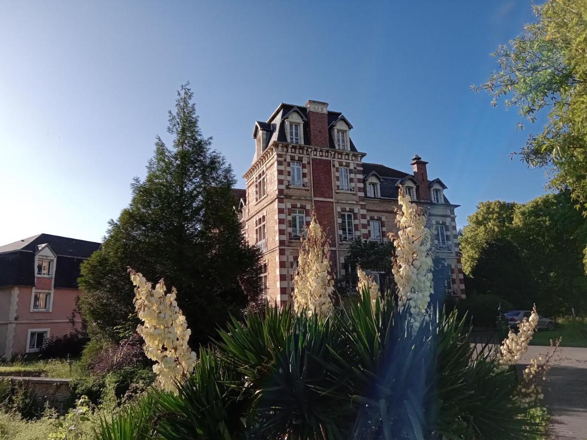 Residence Services Chateau Saint Pierre Oursin Vimont Eksteriør bilde